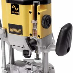 DeWalt 3 HP EVS Plunge Router, 15 Amp, Variable Speed, 1/4 in. and 1/2 in. Collet thumbnail 5