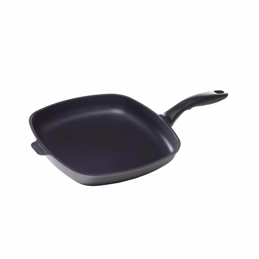 Swiss Diamond Classic Series 11 in. Cast Aluminum Nonstick Square Frying Pan, Gray