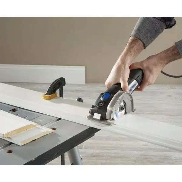 Dremel Ultra-Saw 7.5 Amp Corded Circular Saw Kit with 4 Accessories and Storage Bag
