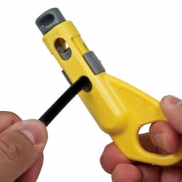 Klein Tools Coax Combination Radial Stripper for RG6, RG59, RG11, and RG7 Cables thumbnail 3