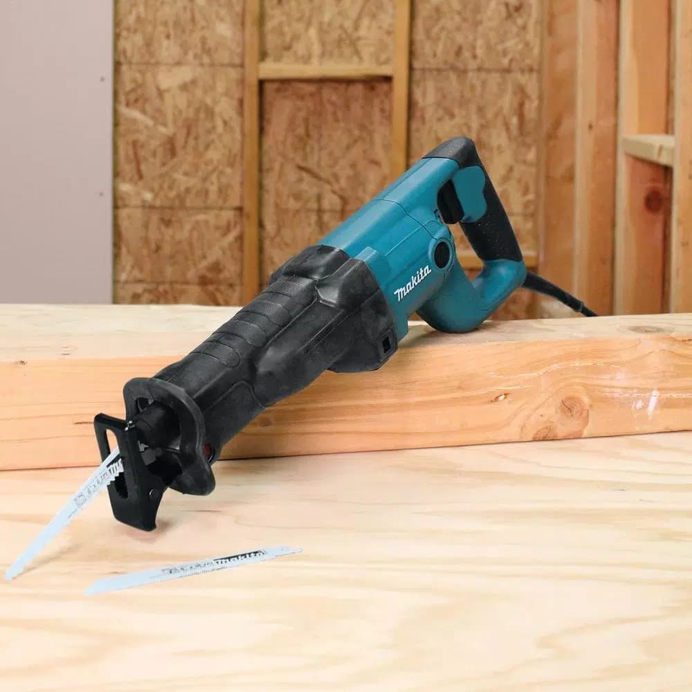 Makita JR3050TZ 11 Amp Corded Variable Speed Reciprocating Saw with Hard Case