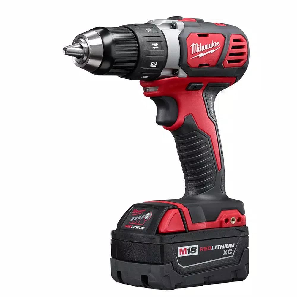 Milwaukee M18 18V Compact 1/2 in. Cordless Drill Driver Kit with 3.0 Ah Battery, Charger & Bag