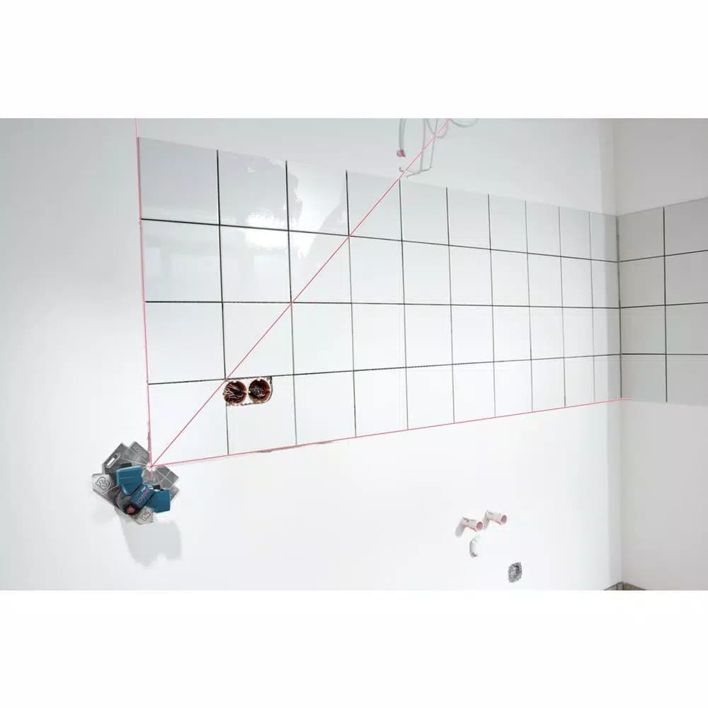 Bosch GTL3 Tile and Square Layout Laser Level, 3-Beam Red Laser