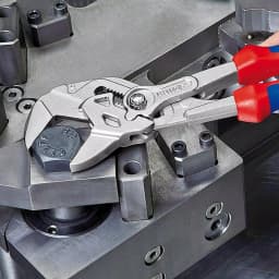 KNIPEX 7 in. Pliers Wrench with Comfort Grip Handles thumbnail 4