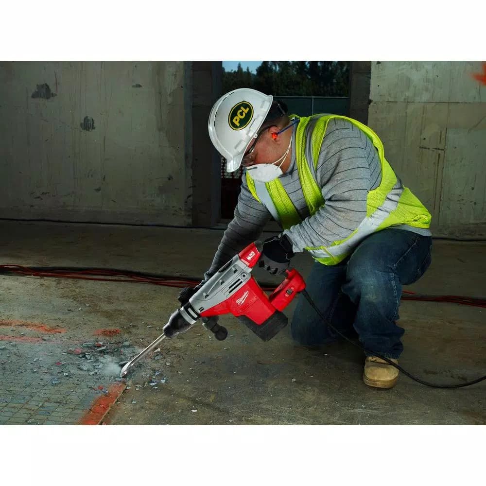 Milwaukee 5446-21 SDS-MAX Demolition Hammer, 14 Amp, 8.8 ft. lbs. Impact Energy