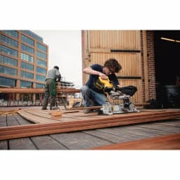 DEWALT 20V MAX Cordless 7-1/4 in. Sliding Compound Miter Saw Combo Kit with 4.0 Ah Battery & Bonus Cordless Jigsaw thumbnail 14