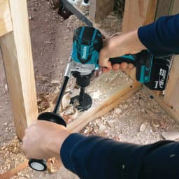Makita 18V LXT Brushless 1/2 in. Cordless Hammer Drill Combo Kit with (2) 4.0Ah Batteries, Charger & Case thumbnail 4