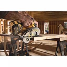 DEWALT FLEXVOLT 60V MAX Brushless 7-1/4 in. Circular Saw with Electric Brake (Tool Only) thumbnail 7