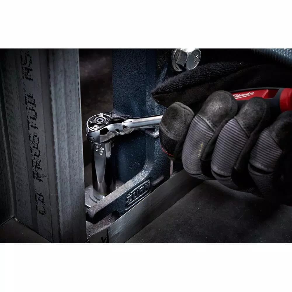 Milwaukee 12-Piece 3/8 in. Drive SAE Ratchet and Socket Set