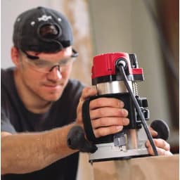 Milwaukee 1-3/4 Max HP BodyGrip Router, 11 Amp, 24,000 RPM thumbnail 6