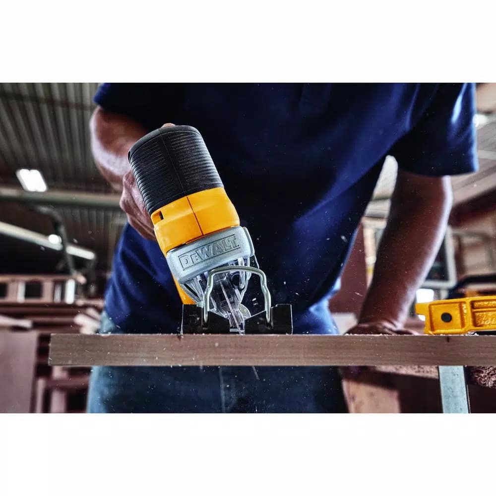 DEWALT 20V MAX XR Cordless Brushless Jigsaw with 5 in. Random Orbital Sander Combo Kit