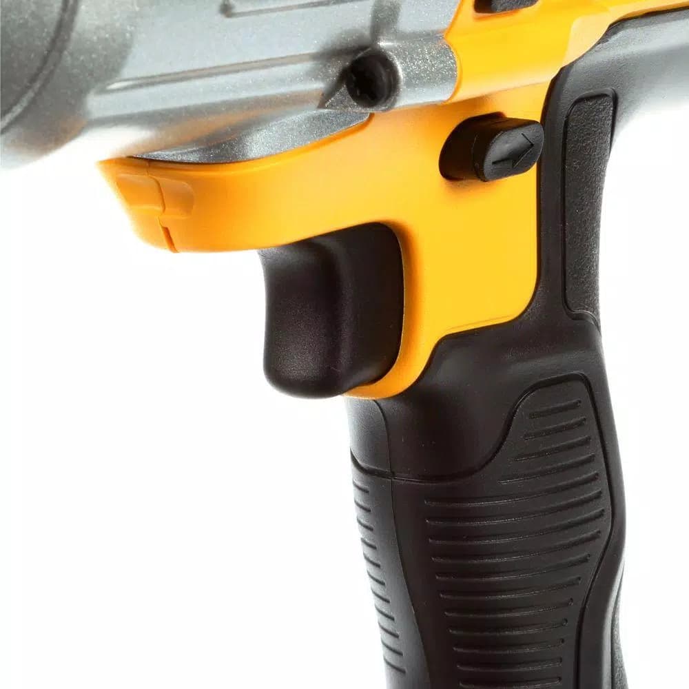 DEWALT 20V MAX Cordless 1/2 in. High Torque Impact Wrench Kit with (2) 4.0 Ah Batteries and Charger
