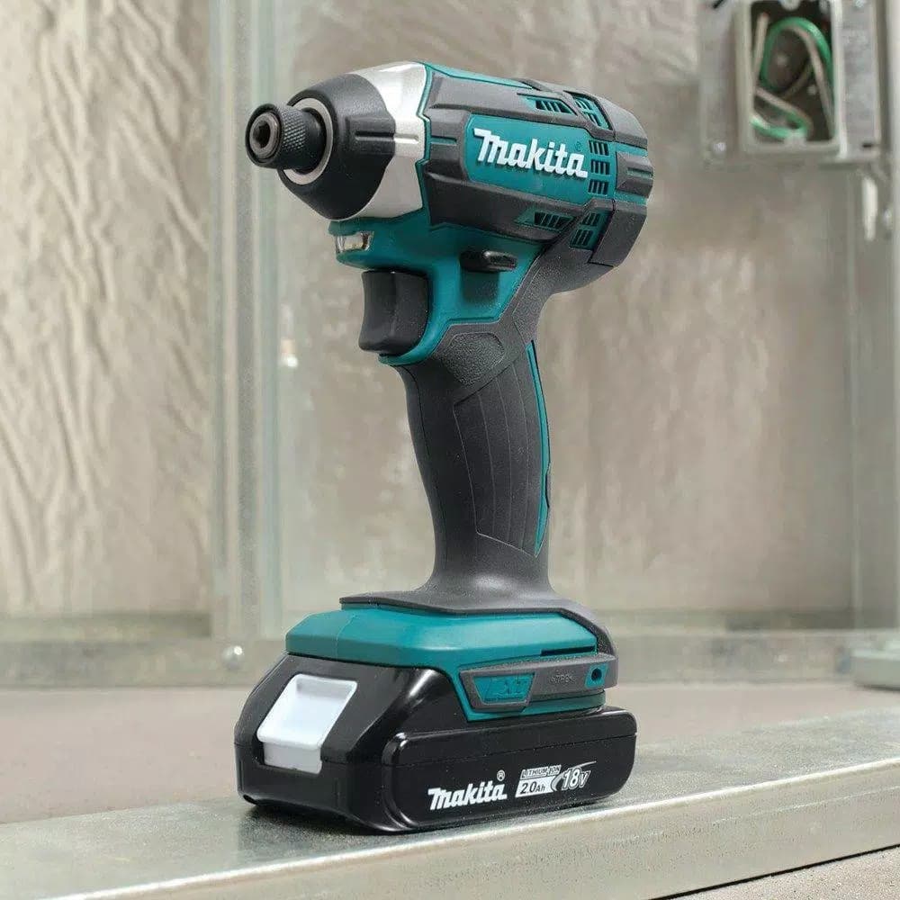 Makita 18V LXT Cordless 1/4 in. Compact Impact Driver Kit with Two 2.0 Ah Batteries, Rapid Charger, and Hard Case