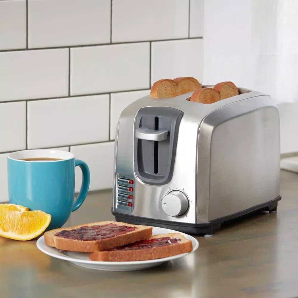 Black+Decker 2-Slice Stainless Steel Pop-Up Toaster with Browning Control