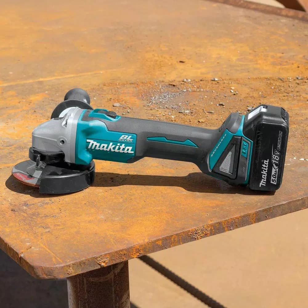 Makita 18V LXT Brushless 4-1/2" / 5" Cordless Angle Grinder Kit with 5.0Ah Batteries and Charger