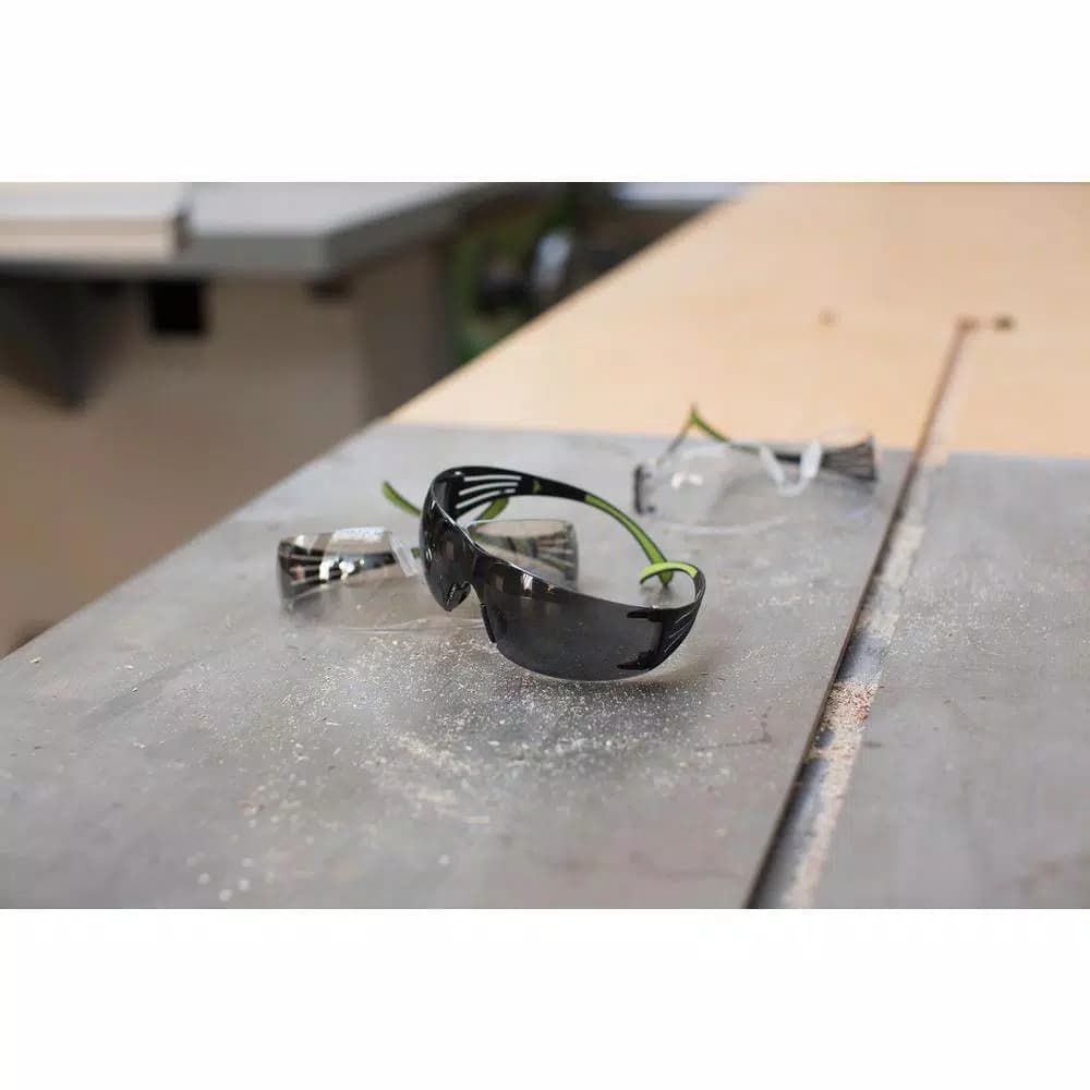 3M SecureFit 400 Series Safety Eyewear, Black/Neon Green, Anti-Fog, 3-Pack