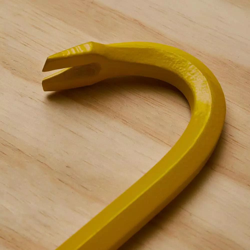 Stanley 18 in. Wrecking Bar, Forged High-Carbon Steel