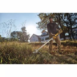 DEWALT 20V MAX Cordless Brushless 14 in. String Trimmer (Tool Only) thumbnail 5
