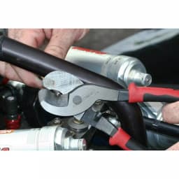 Klein Tools 9 in. Journeyman High-Leverage Cable Cutter thumbnail 3
