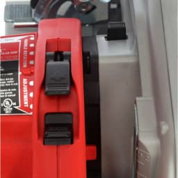 Milwaukee 6390-20 15 Amp 7-1/4 in. Tilt-Lok Corded Circular Saw with Hard Case thumbnail 9