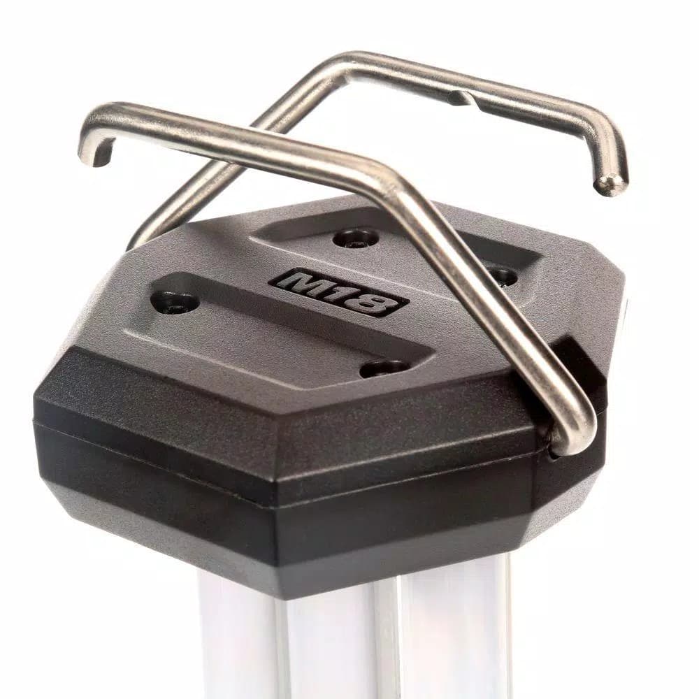 Milwaukee M18 18V Lithium-Ion 700-Lumen LED Lantern/Flood Light (Tool-Only)