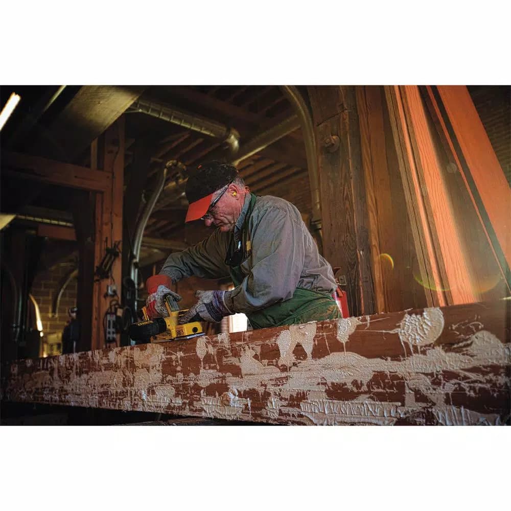 DEWALT 20V MAX XR Cordless Brushless 3-1/4 in. Planer (Tool-Only)