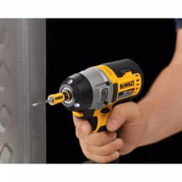 DEWALT MAXFIT 32-Piece Screwdriving Set with 10X Magnetic Screw Lock System thumbnail 11