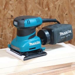 Makita 2 Amp Corded 1/4 Sheet Finishing Sander with Sanding Paper and Dust Bag thumbnail 11