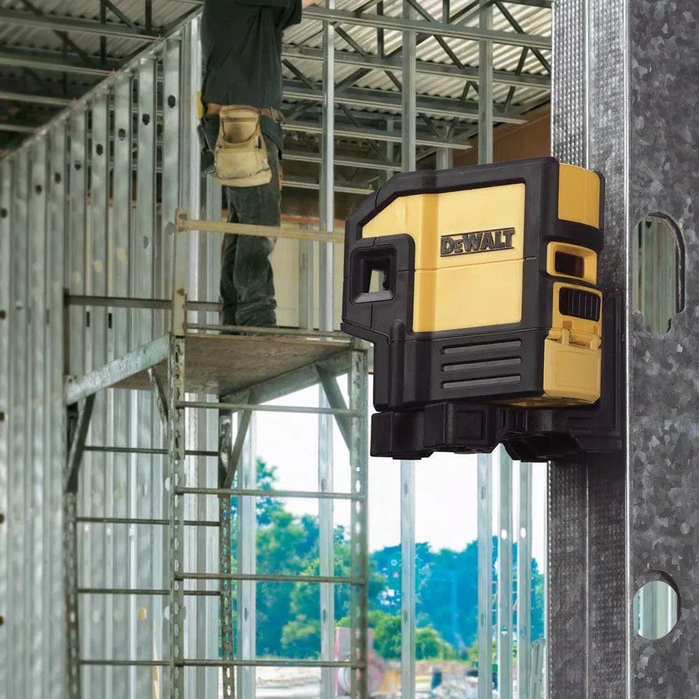 DEWALT Combilaser Self-Leveling 5-Spot & Horizontal Line Laser Level, Red