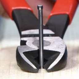 KNIPEX 8 in. High Leverage Angled Diagonal Cutting Pliers thumbnail 4