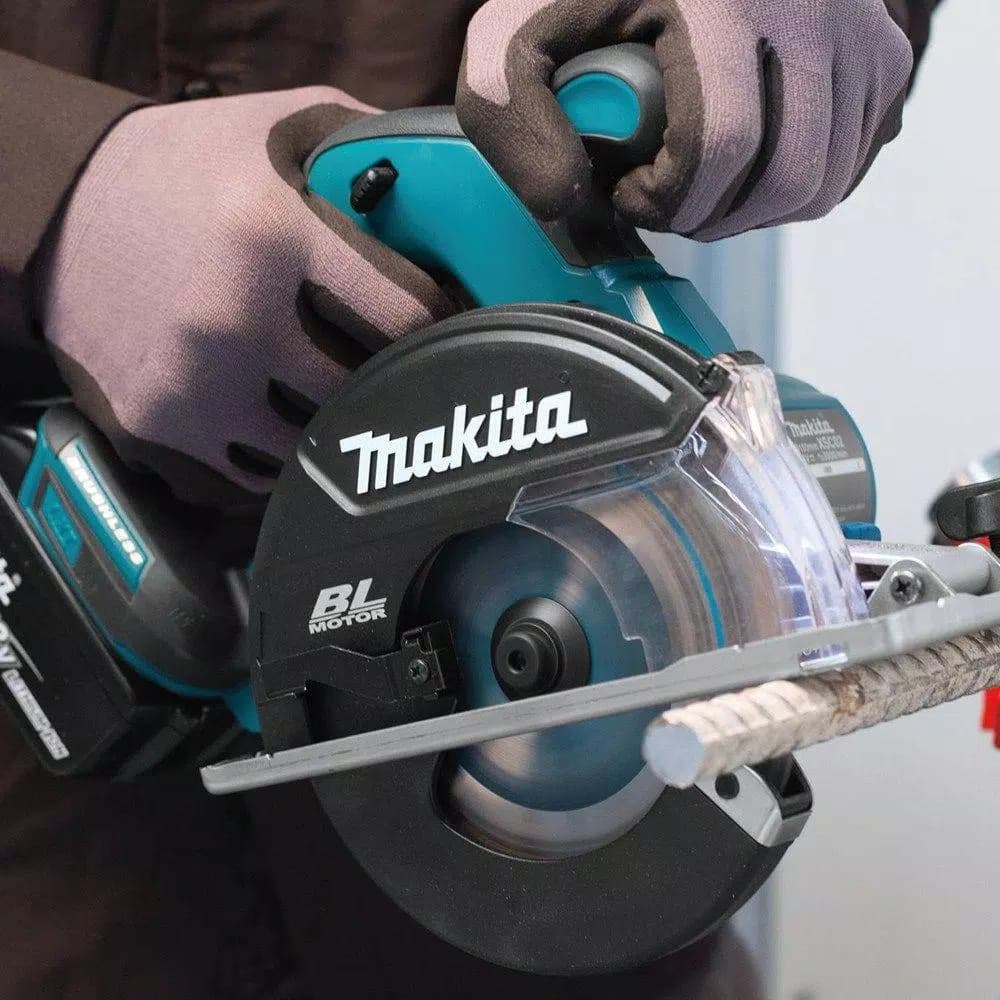Makita 18V LXT Brushless 5-7/8 in. Cordless Metal Cutting Circular Saw (Tool-Only)