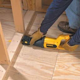 DEWALT 10 Amp Corded Reciprocating Saw with Variable Speed thumbnail 2