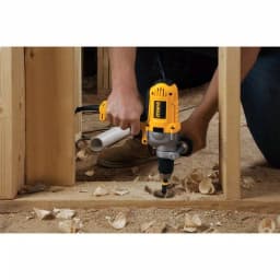 DEWALT DWD215G 1/2 in. 10 Amp Variable Speed Corded Drill with Keyless Chuck thumbnail 7