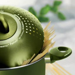 Pensofal PastaSI 5 Qt. Aluminum Nonstick Pasta Pot with Locking Strainer Lid - Terre di Siena thumbnail 3