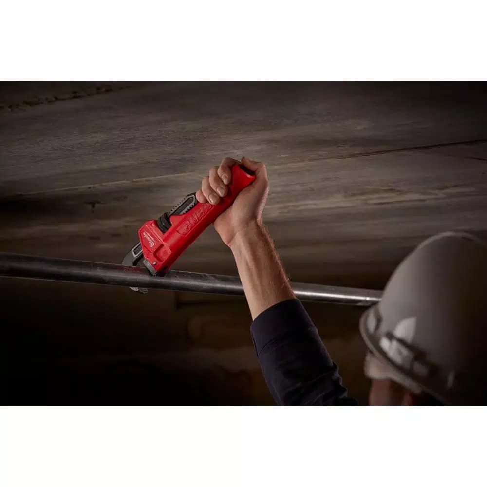 Milwaukee 48-22-7314 Cheater Adaptable Pipe Wrench with Interchangeable Handles