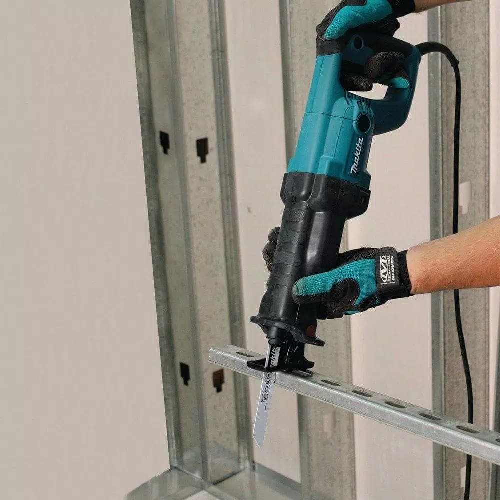 Makita 11 Amp Corded Variable Speed Reciprocating Saw with Hard Case