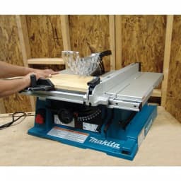 Makita 10 in. 15 Amp Corded Contractor Table Saw with 25 in. Rip Capacity thumbnail 10