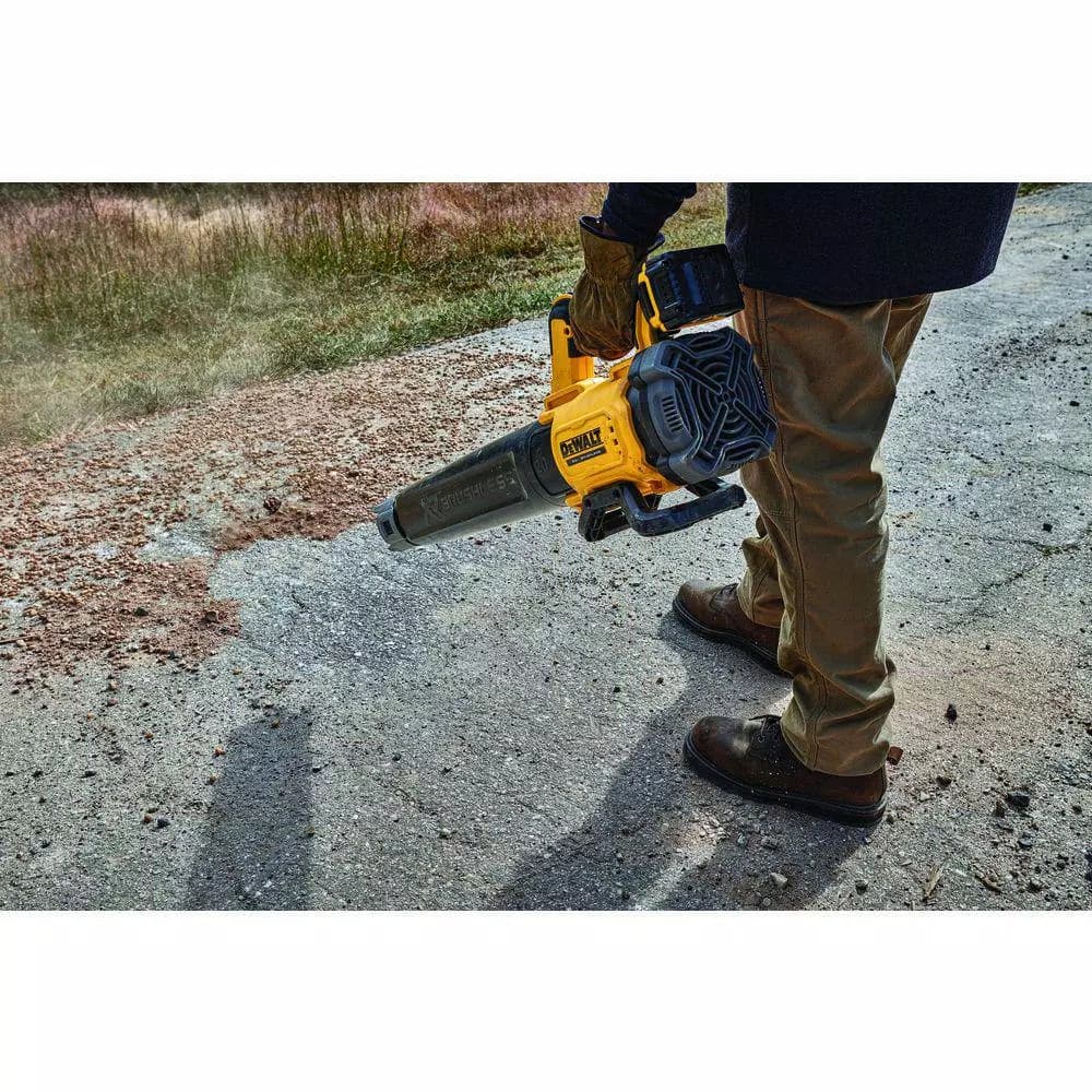 DEWALT 20V MAX Cordless Brushless Handheld Blower, 450 CFM, 125 MPH (Tool Only)
