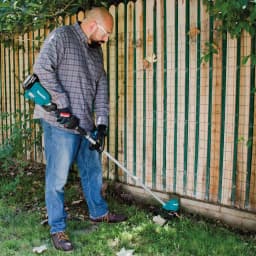 Makita 18V LXT Brushless String Trimmer Kit with 4.0Ah Battery, Charger & Bonus 22 in. Cordless Hedge Trimmer thumbnail 6