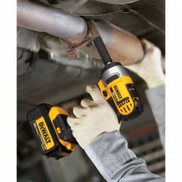 DEWALT 20V MAX Cordless 3/8 in. Impact Wrench with Hog Ring (Tool-Only) thumbnail 11