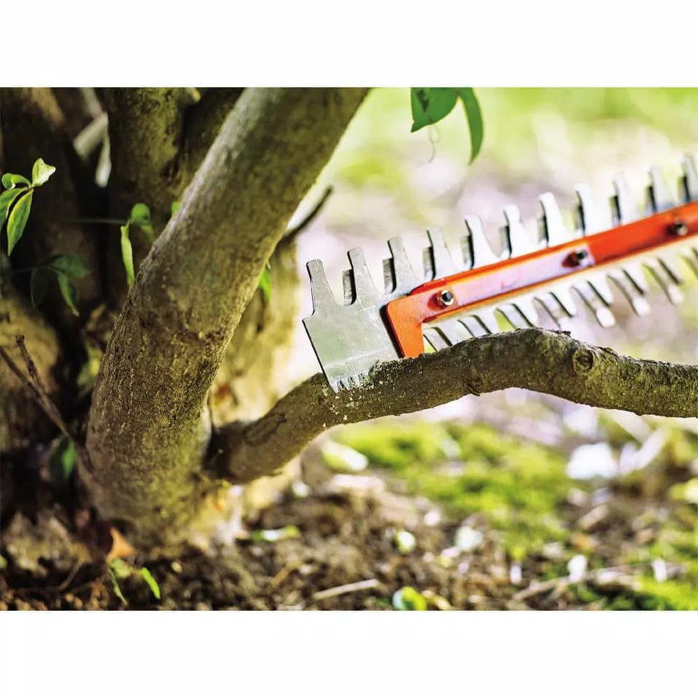 BLACK+DECKER 60V MAX Lithium-Ion Cordless POWERCUT 24 in. Hedge Trimmer with 1.5 Ah Battery and Charger