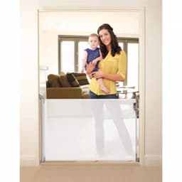 Dreambaby 55 in. White Retractable Indoor/Outdoor Safety Gate thumbnail 2
