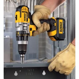 DEWALT 20V MAX Cordless 5-Tool Combo Kit with (2) 3.0 Ah Batteries & Charger thumbnail 11