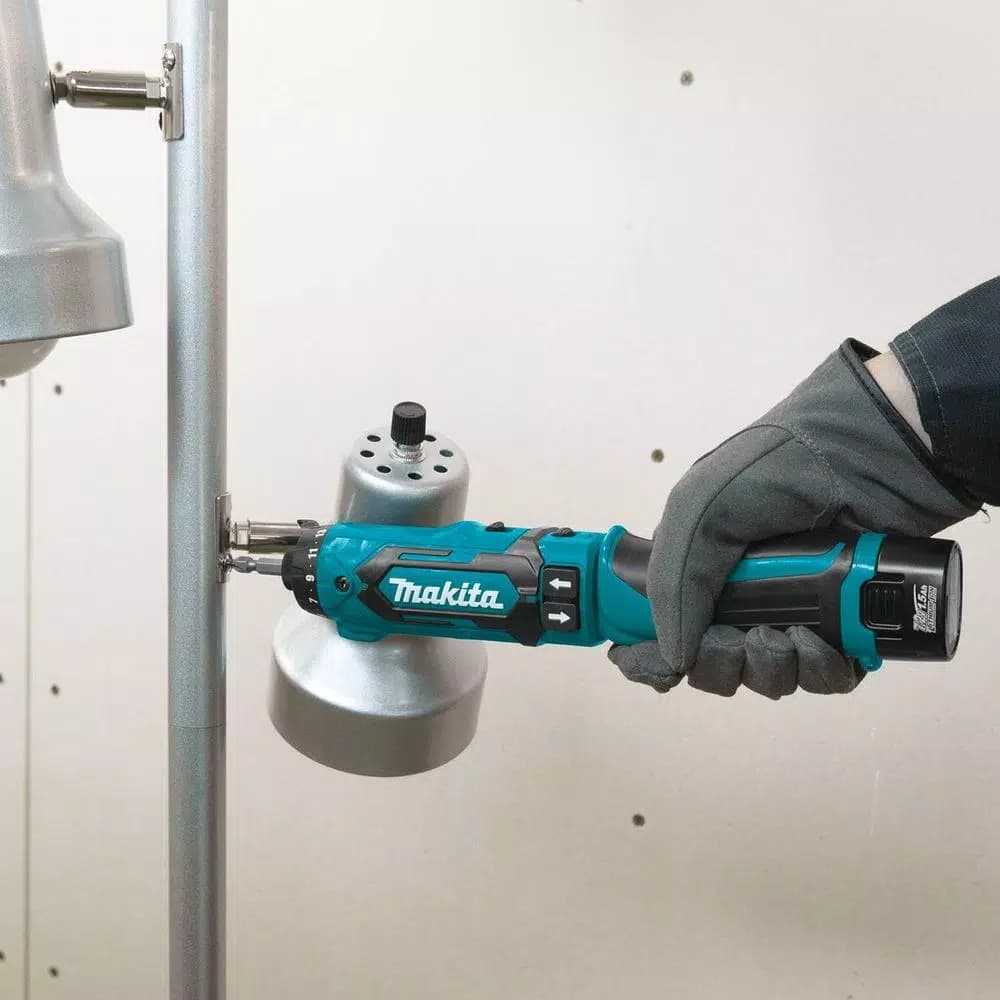Makita 7.2V Lithium-Ion Cordless 1/4 in. Hex Driver-Drill Kit with Auto-Stop Clutch