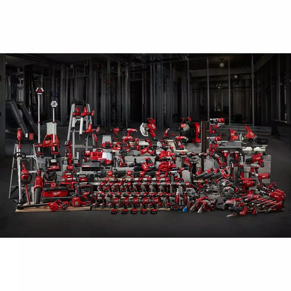 Milwaukee M18 FUEL 6-1/2 in. Circular Saw and M18 FUEL Impact Driver Combo Kit
