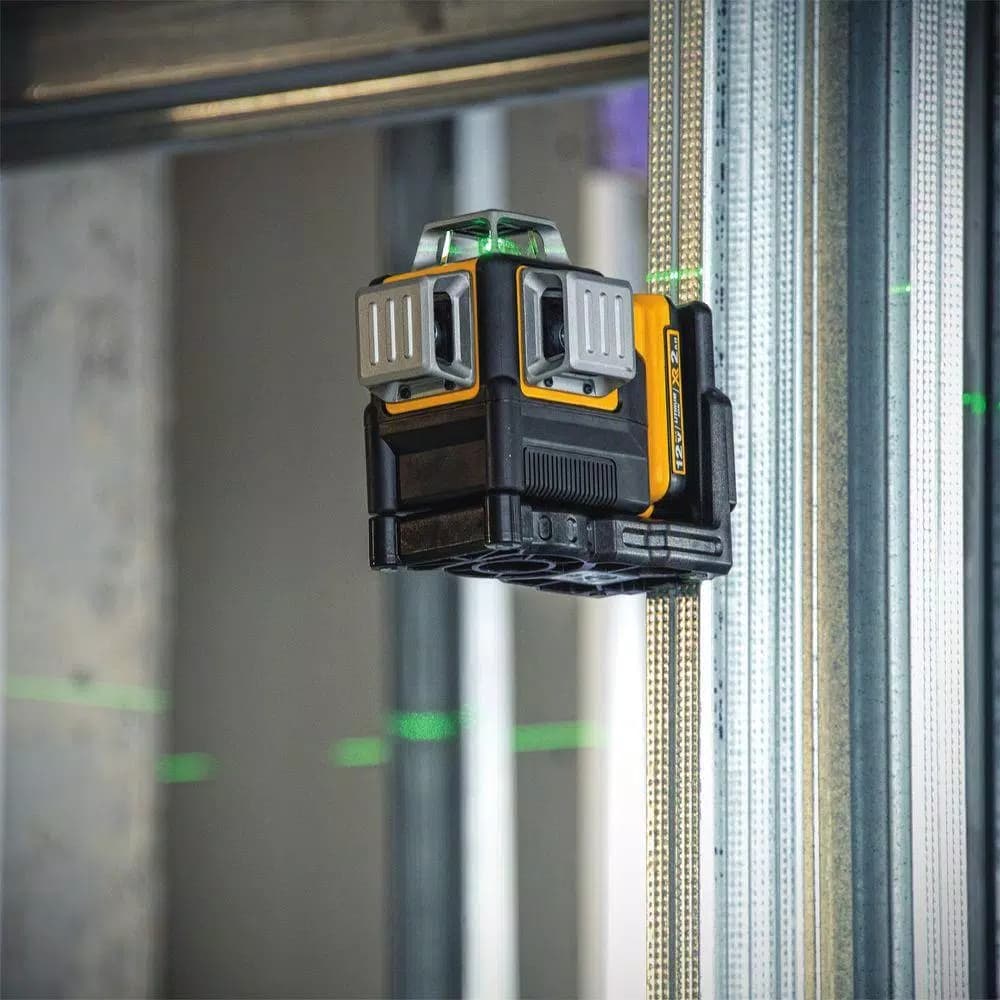 DeWalt 12V MAX Green 360 Degree 3-Beam Self-Leveling Laser Level Kit with 2.0Ah Battery, Charger & Case