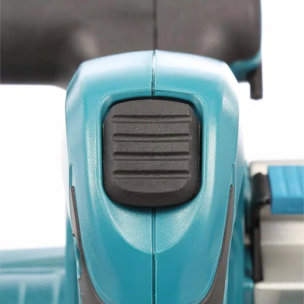 Makita 12 Amp 6-1/2 in. Plunge Circular Saw Bundle with (2) 55 in. Guide Rails and Clamp