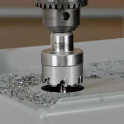 Klein Tools 1-3/8 in. Carbide Hole Cutter with Arbor and Pilot Bit thumbnail 2