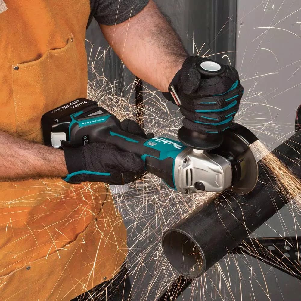 Makita 18V LXT Brushless 5 in. Cordless Angle Grinder Kit with 5.0Ah Battery & Charger