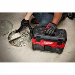 Milwaukee M18 18V Lithium-Ion Cordless 6-Tool Combo Kit with Wet/Dry Vacuum and Blower thumbnail 10